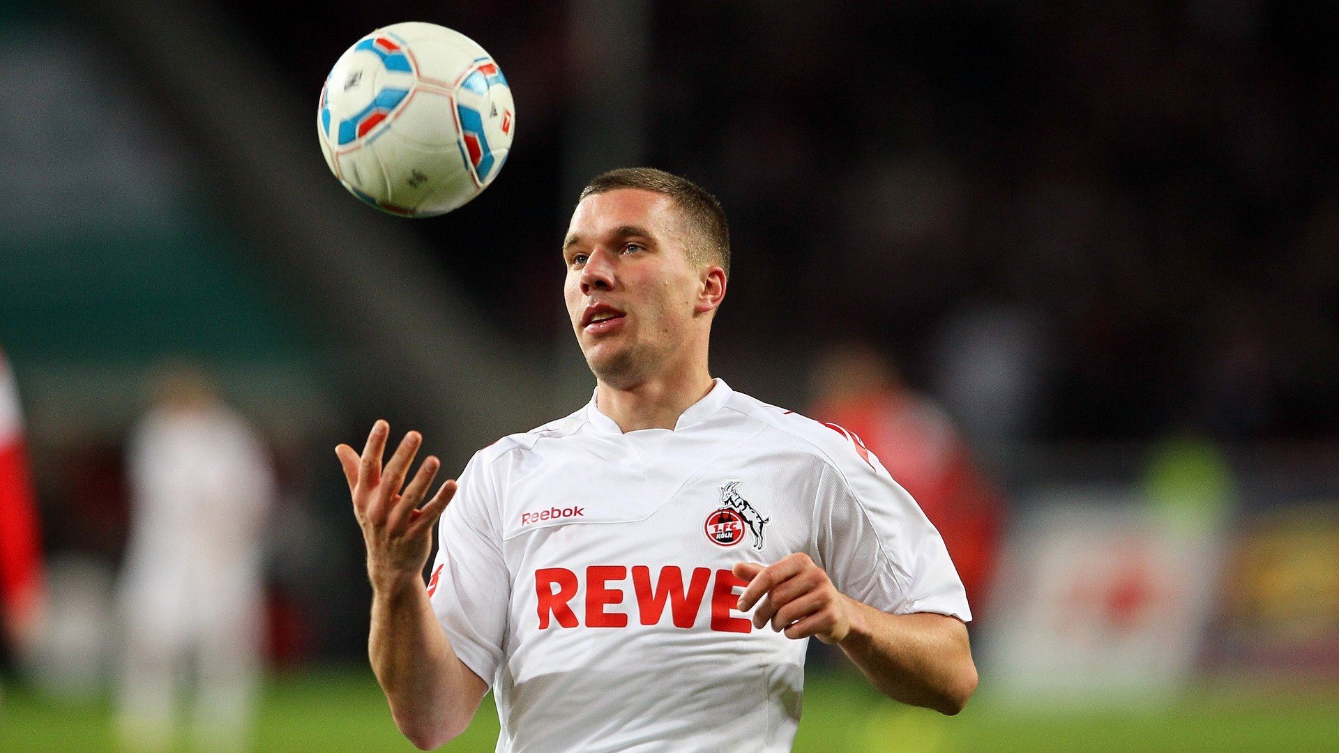 冠军球队球员参与运动康复志愿服务传递关爱理念,篮球运动员康复训练